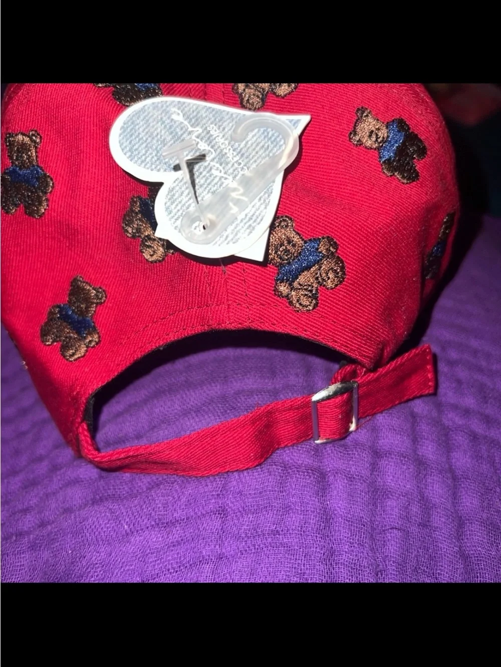 NWT WOMEN’S RED COTTON EMBROIDERED TEDDY BEAR PRINT BASEBALL CAP